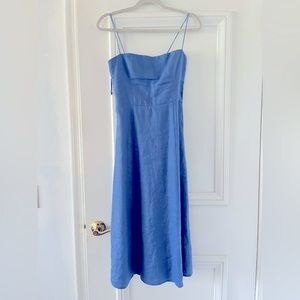 💙Classic Blue Linen Reformation Dress with thin strap detail 💙